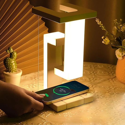LumiFloat – Kabellos aufladbare LED-Schreibtischleuchte